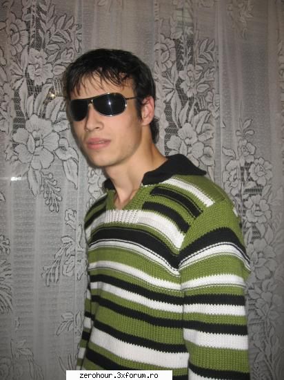 asta`s eu...nou pe la zh :d  :hi: poze ale userilor